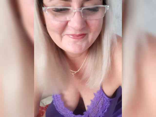 sexiestjess45's live room