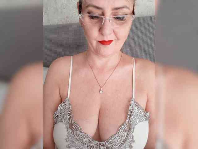 SexiestJess45 webcam