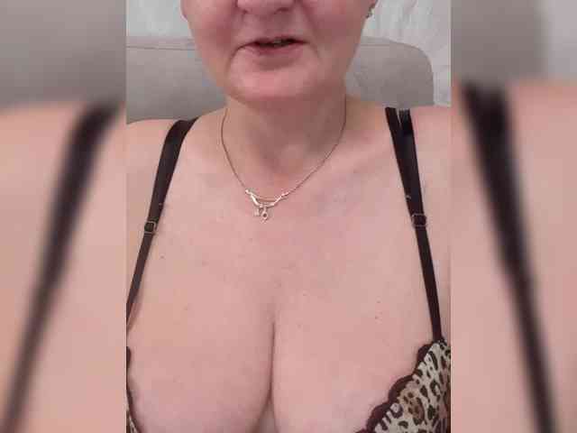SexiestJess45 webcam