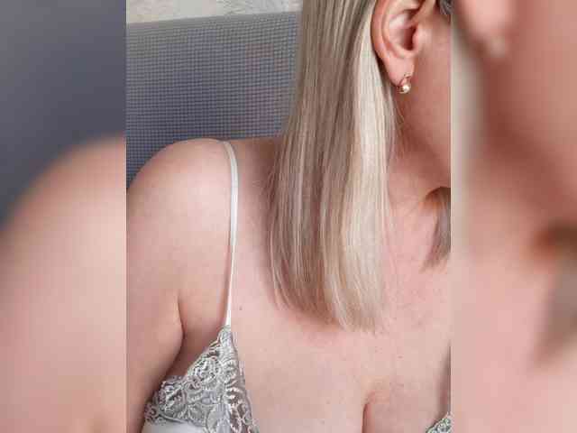 SexiestJess45 webcam