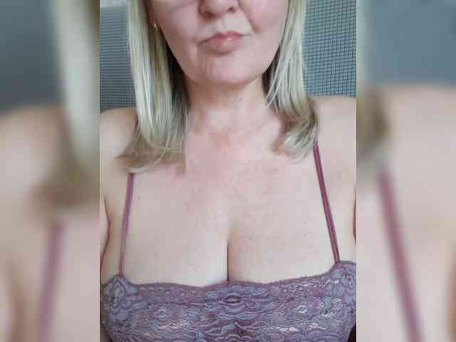 SexiestJess45 webcam