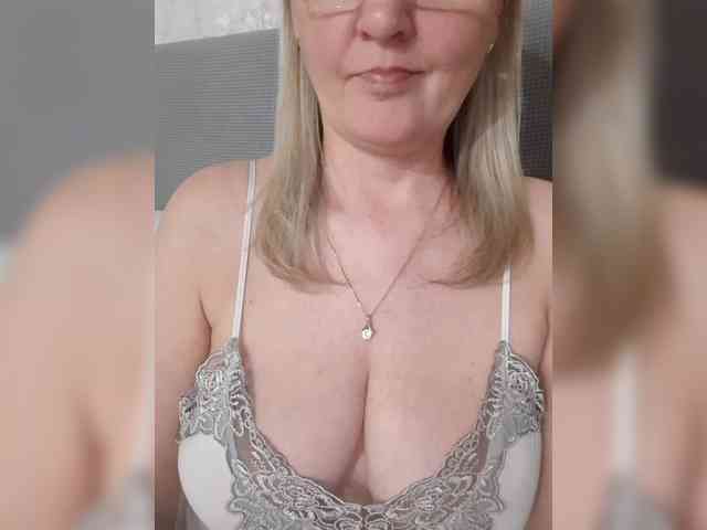 SexiestJess45