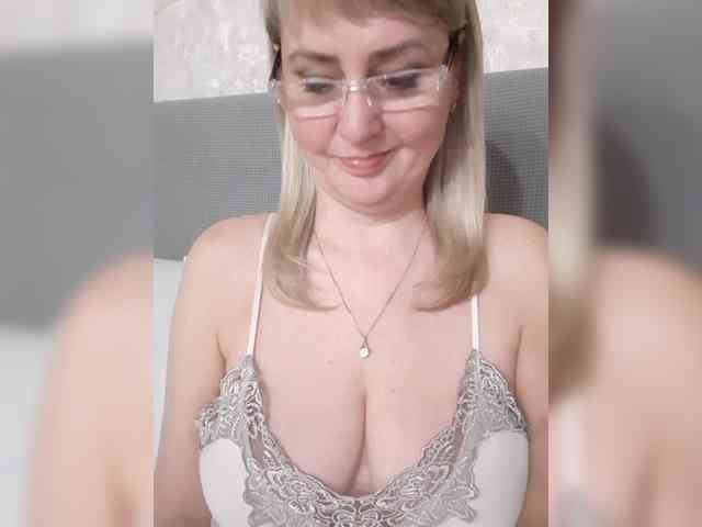 SexiestJess45 webcam