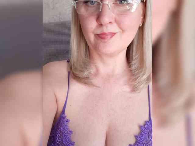 SexiestJess45 webcam