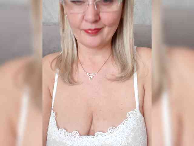 SexiestJess45 webcam