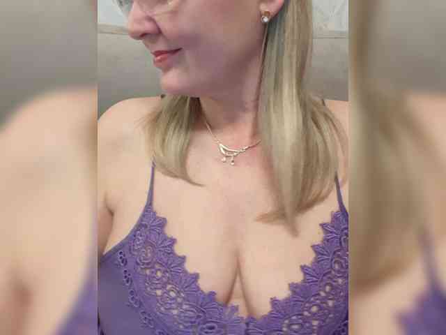 SexiestJess45