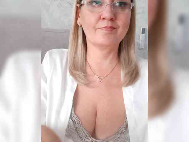 SexiestJess45 Live Webcam on BongaCams