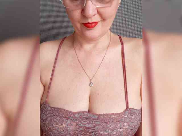 SexiestJess45 webcam