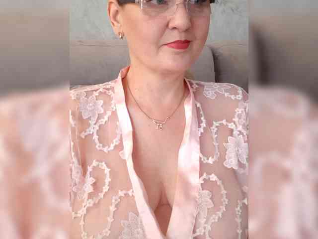 SexiestJess45