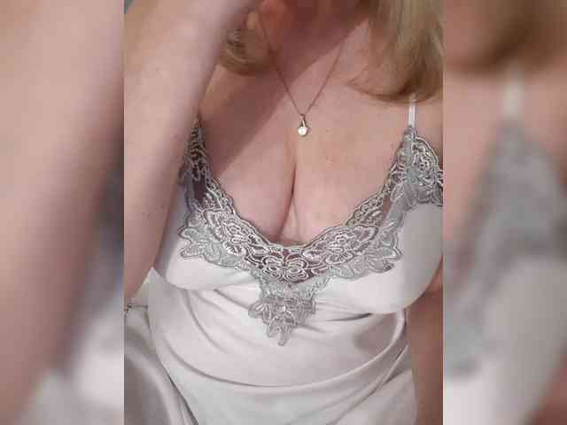 SexiestJess45 webcam