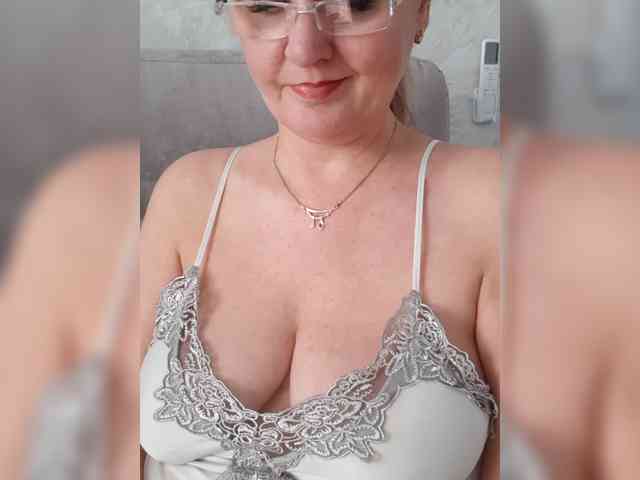 SexiestJess45