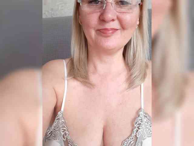 SexiestJess45