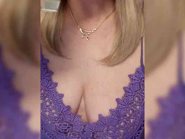 SexiestJess45