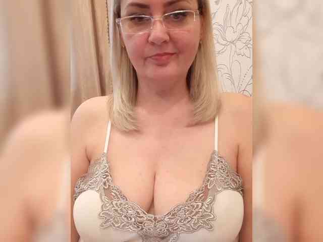 SexiestJess45