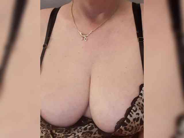 SexiestJess45 webcam