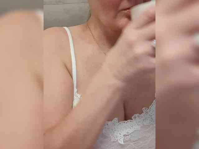 SexiestJess45