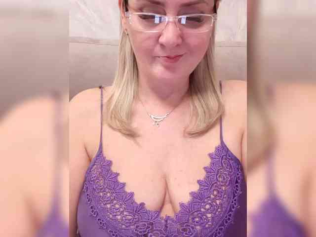 SexiestJess45 webcam