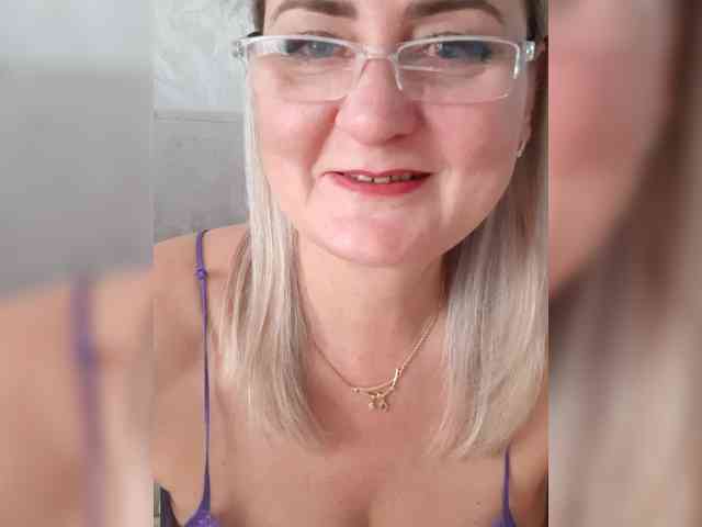 SexiestJess45 webcam