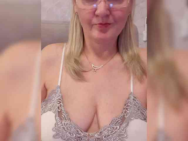 SexiestJess45