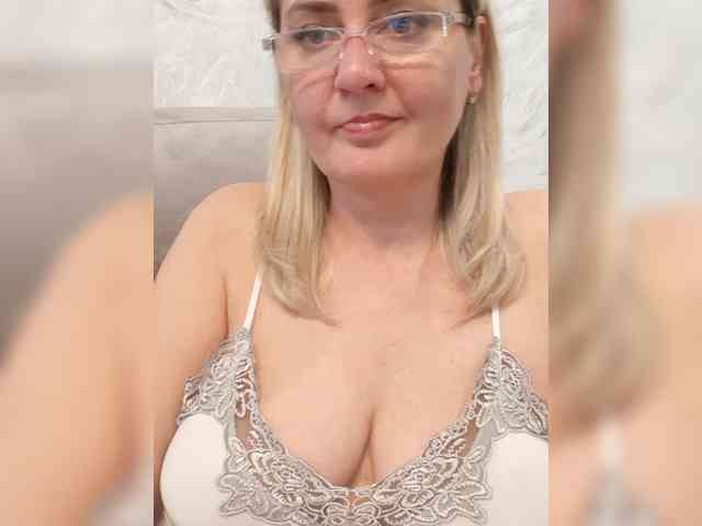 SexiestJess45 webcam