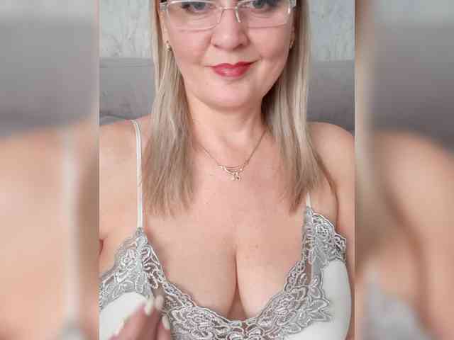 SexiestJess45