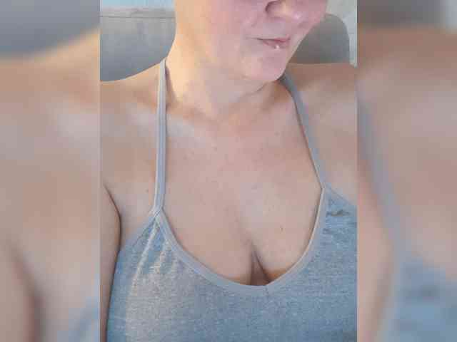 sexiestjess45's live room