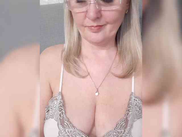 SexiestJess45 webcam