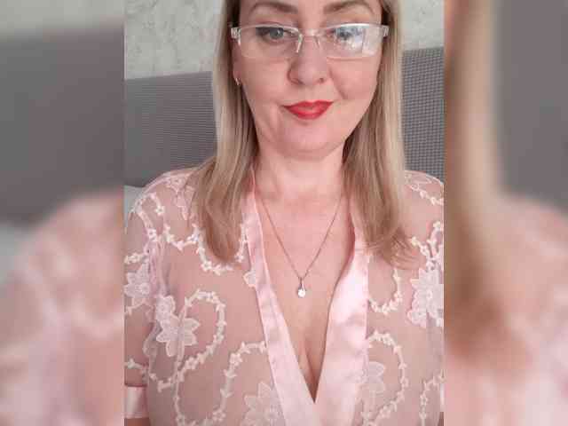 SexiestJess45 webcam