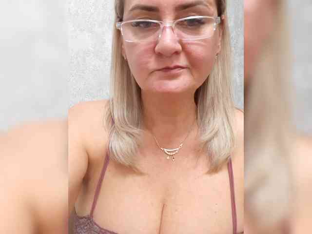 SexiestJess45