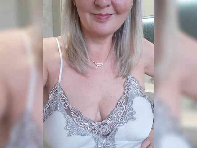 Model: SexiestJess45