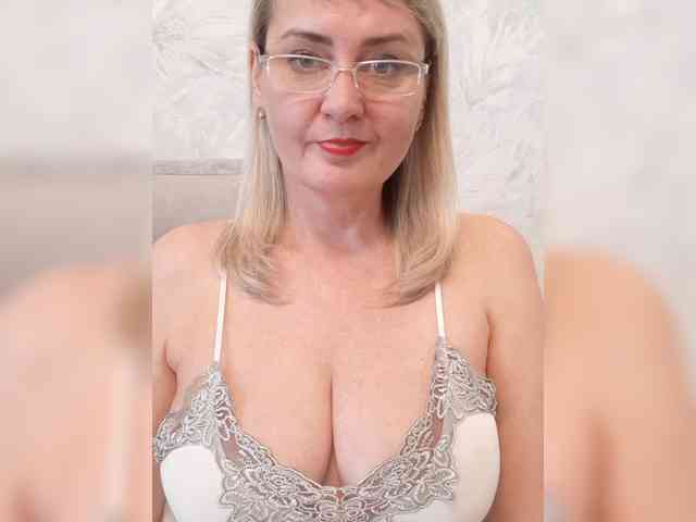 SexiestJess45