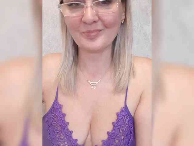 SexiestJess45 webcam