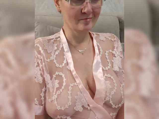 SexiestJess45