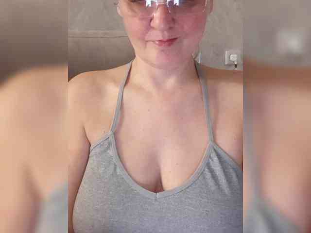 SexiestJess45 Live Webcam on BongaCams