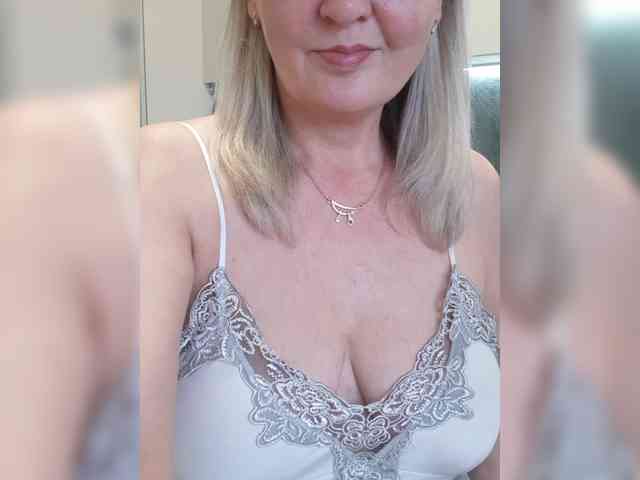 SexiestJess45 webcam