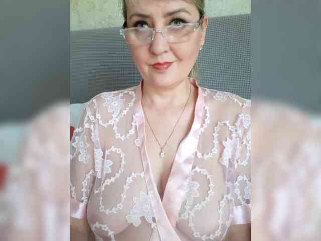 SexiestJess45 Live Webcam on BongaCams