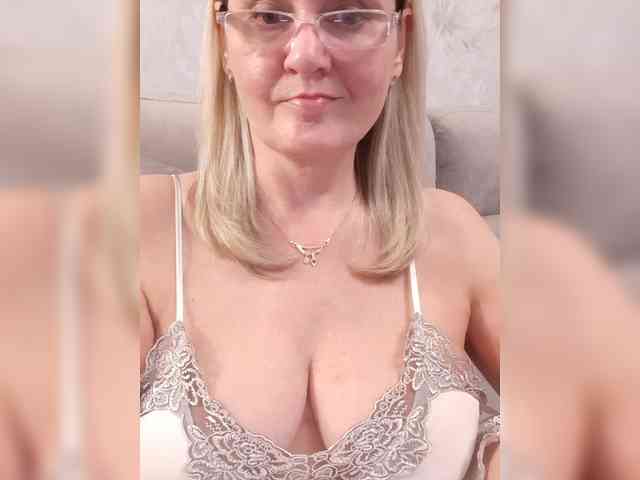 SexiestJess45 SexiestJess45