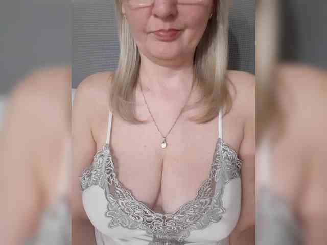 SexiestJess45 webcam