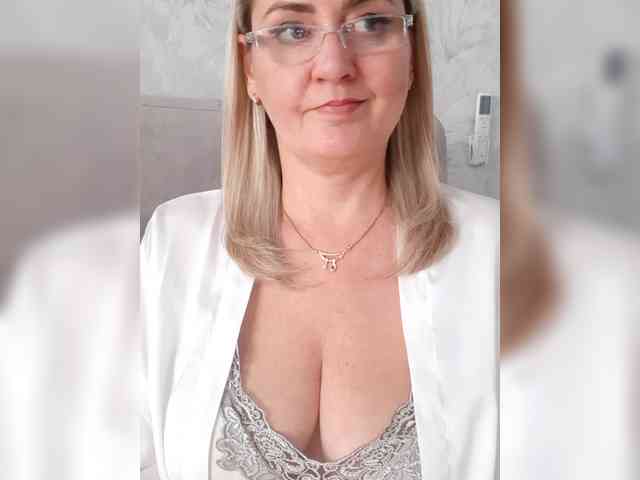 SexiestJess45 webcam