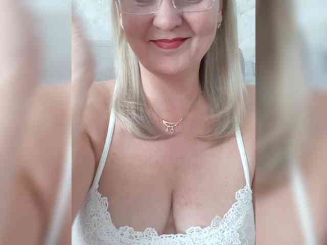 SexiestJess45