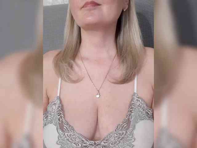 SexiestJess45 webcam