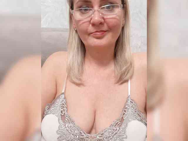 sexiestjess45's live room