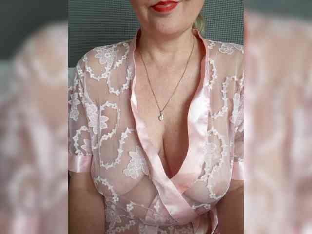 SexiestJess45 webcam