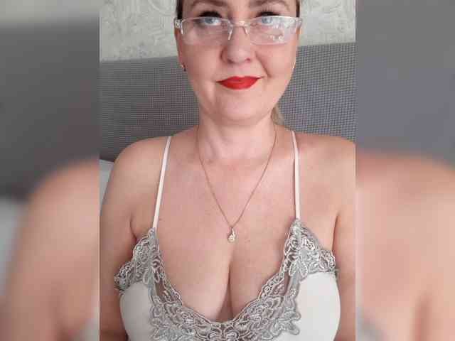 SexiestJess45 webcam