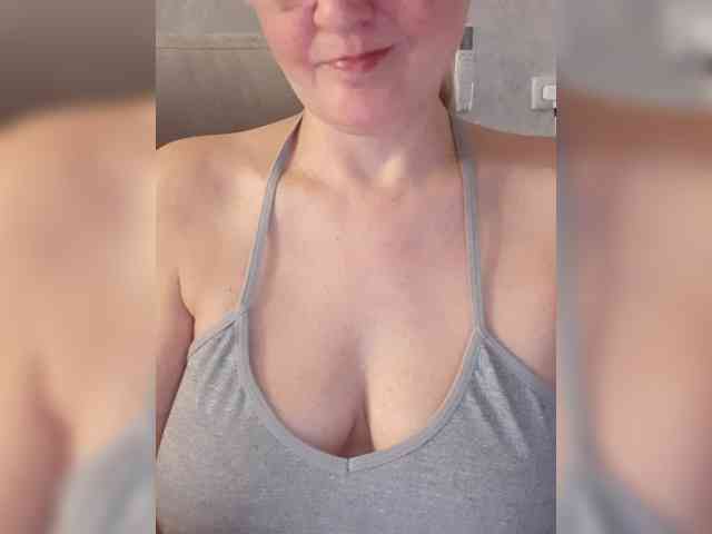 SexiestJess45 webcam