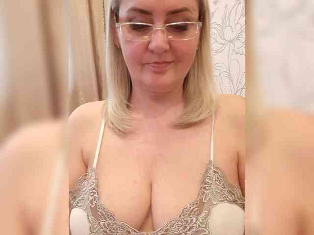 SexiestJess45