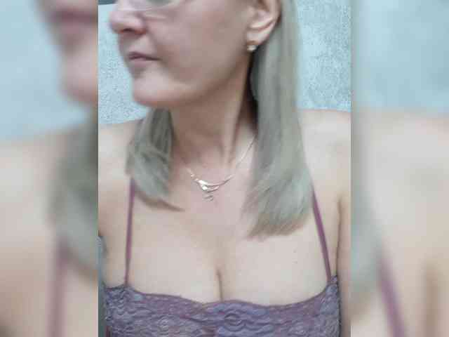 SexiestJess45 webcam