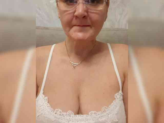 SexiestJess45