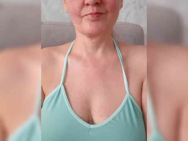 Model: SexiestJess45