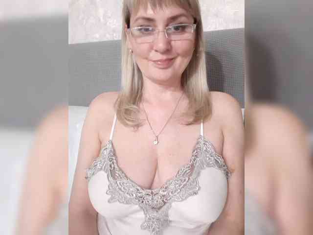 SexiestJess45 webcam